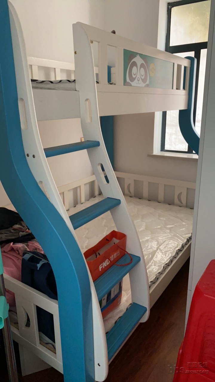 低价转让儿童床